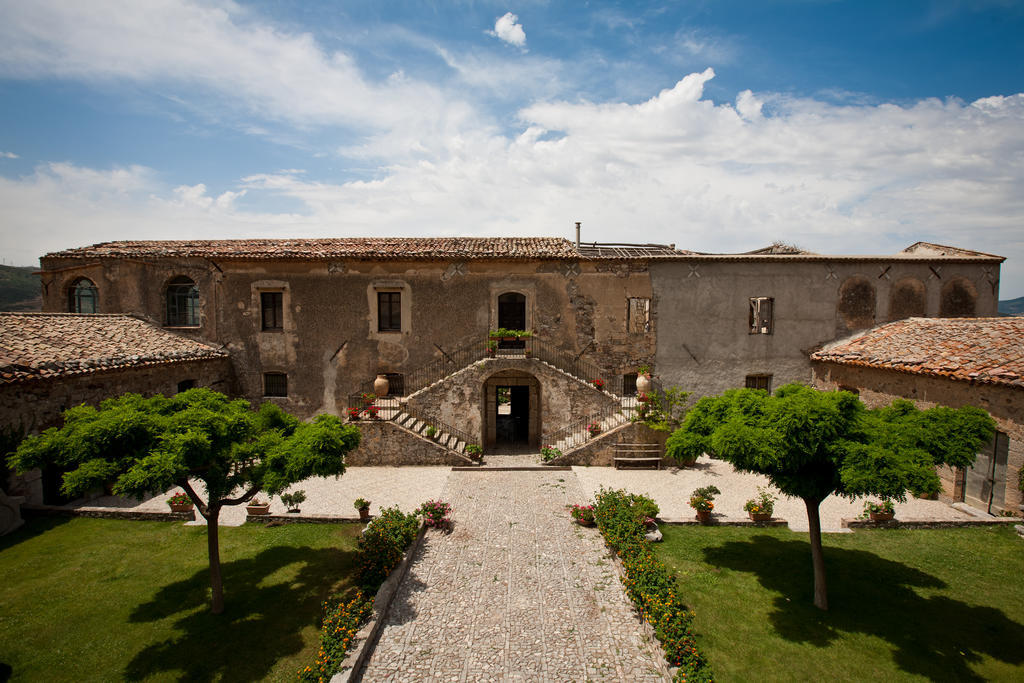 Il Vecchio Frantoio Villa Scillato  Exterior photo